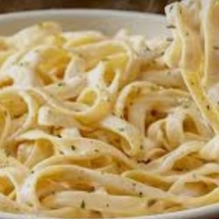 Fettuccine Alfredo